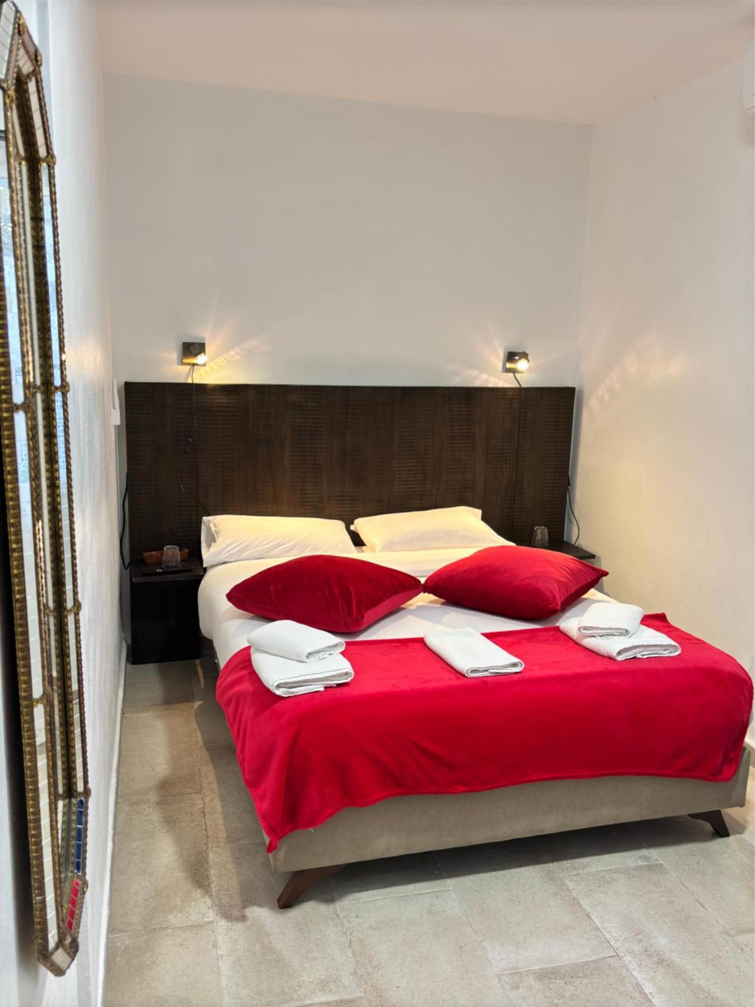 Shanti'S Andalusian Rooms 马拉加 外观 照片